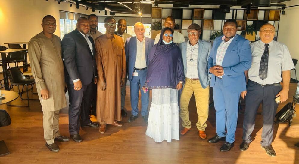 Paiement digital des pensions : Les cadres de la CMSS en immersion en Tunisie. 